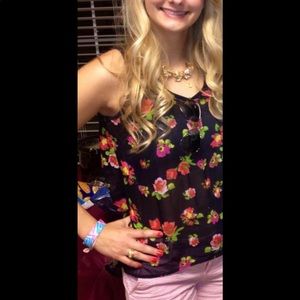 Floral print Sleeveless Top